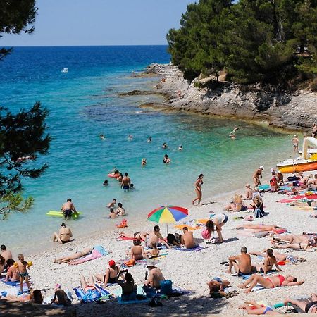Appartamento Apartman Stella Veruda Pola Esterno foto