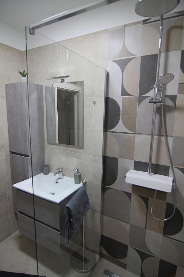 Appartamento Apartman Stella Veruda Pola Esterno foto