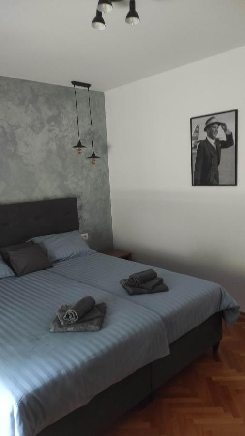 Appartamento Apartman Stella Veruda Pola Esterno foto