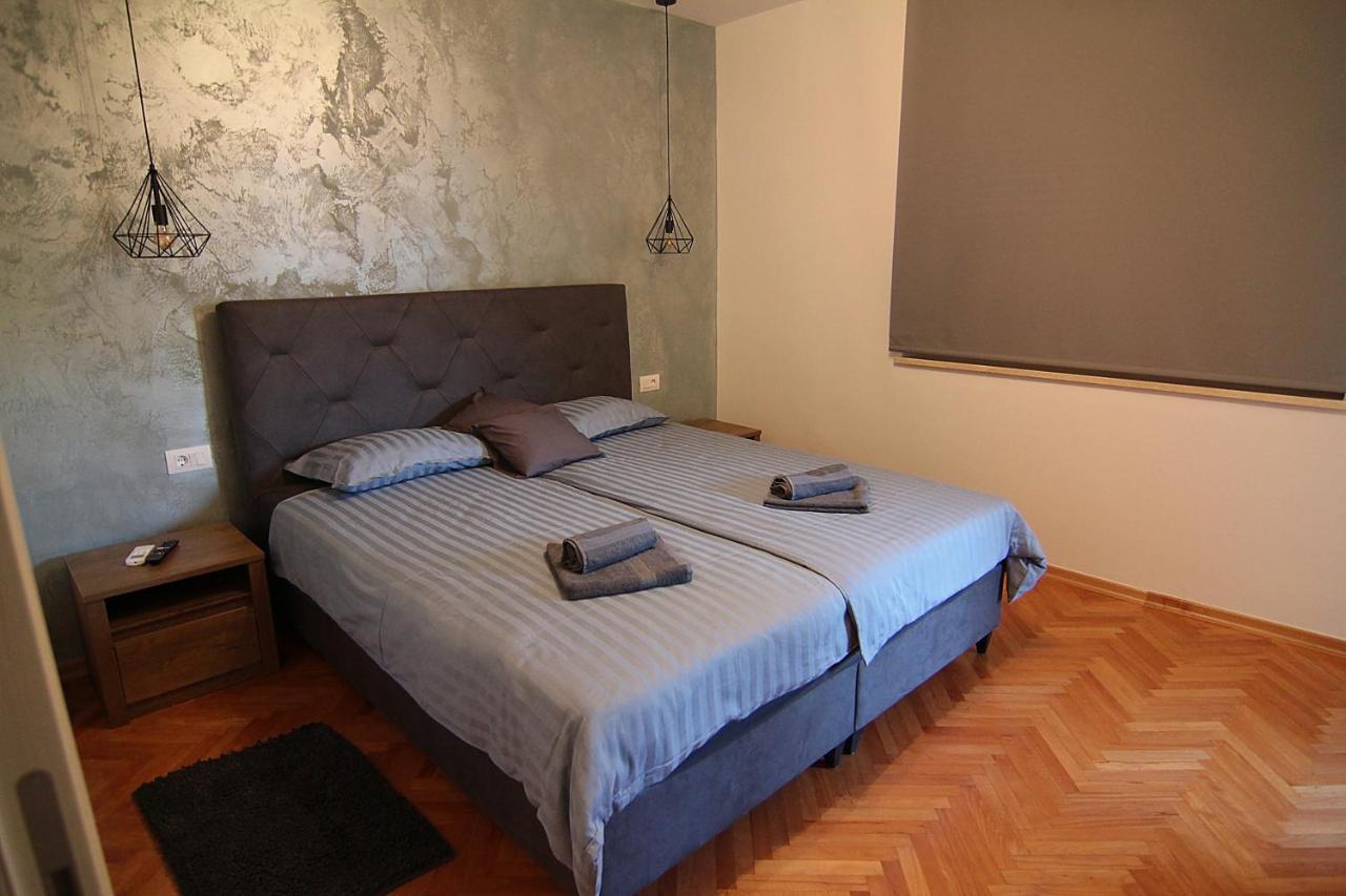 Appartamento Apartman Stella Veruda Pola Esterno foto